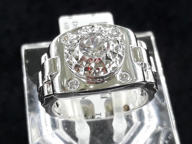 Nhẫn trắng 401